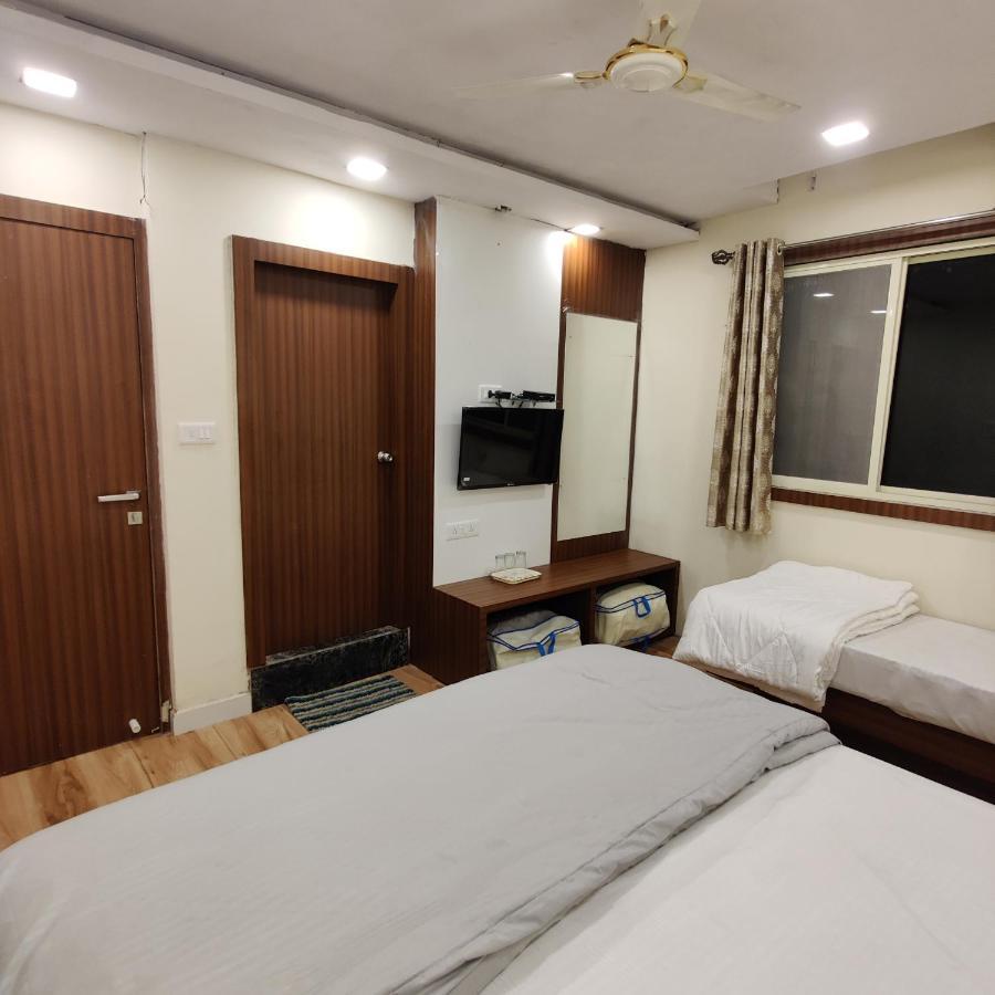 Hotel Shreeji Residency Pachmarhī Eksteriør bilde